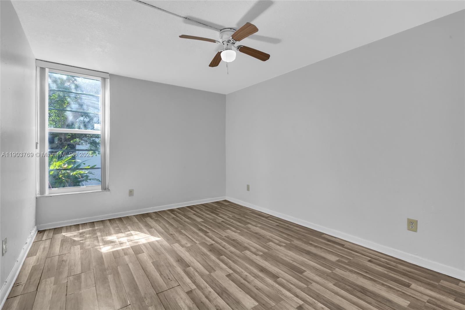 THE GREENS CONDO - Residential Lease