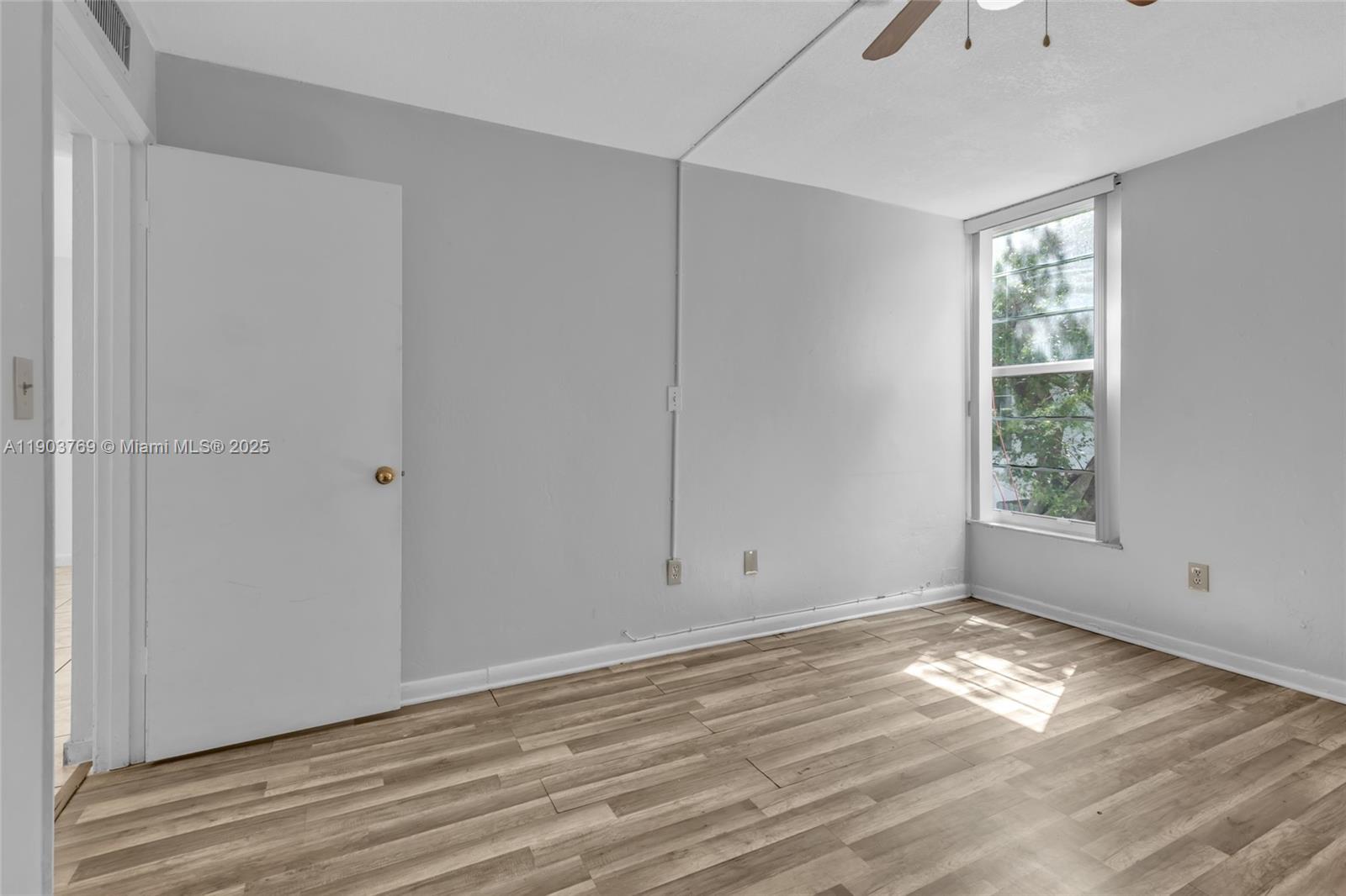 THE GREENS CONDO - Residential Lease