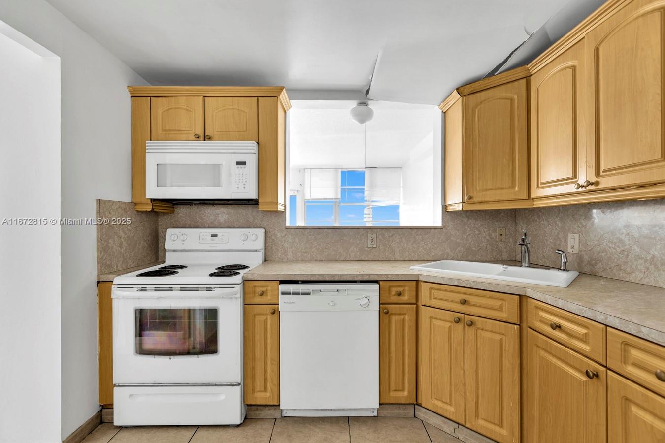 CRESTVIEW TOWERS CONDO - Residential