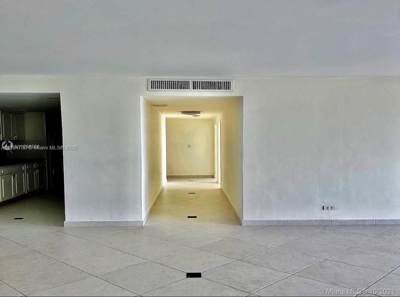 BRICKELL TOWNHOUSE CONDO - Residential Lease