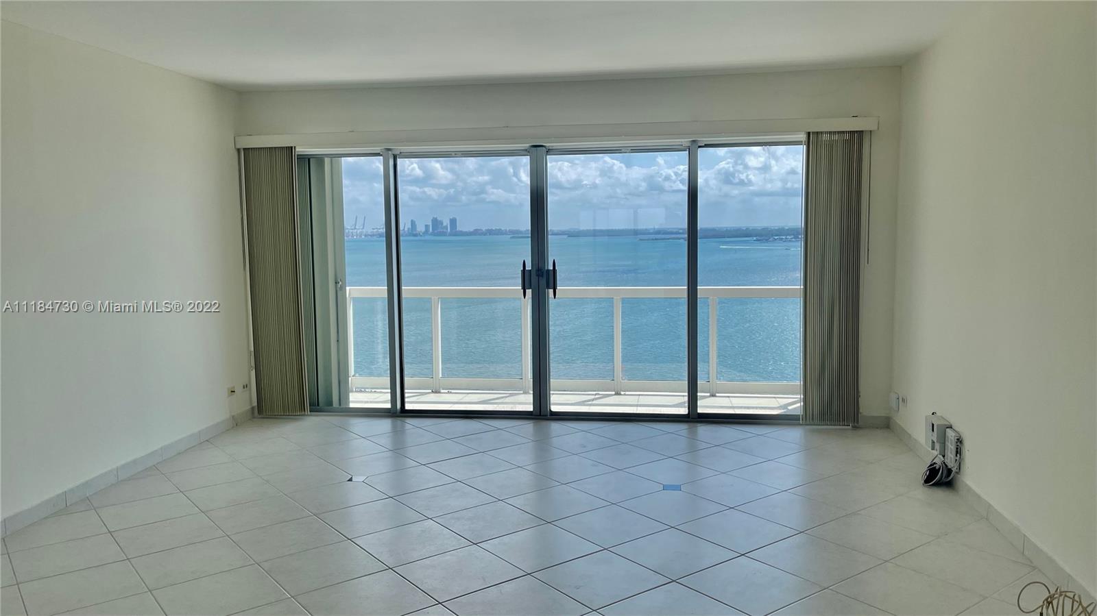 BRICKELL TOWNHOUSE CONDO - Residential Lease