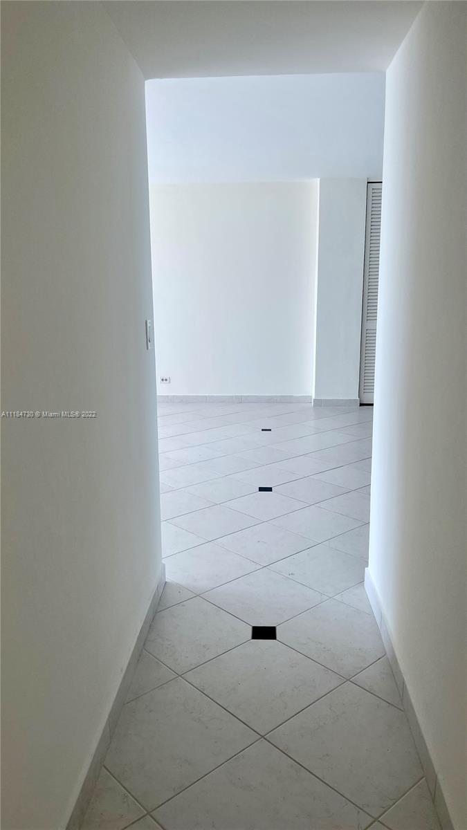 BRICKELL TOWNHOUSE CONDO - Residential Lease