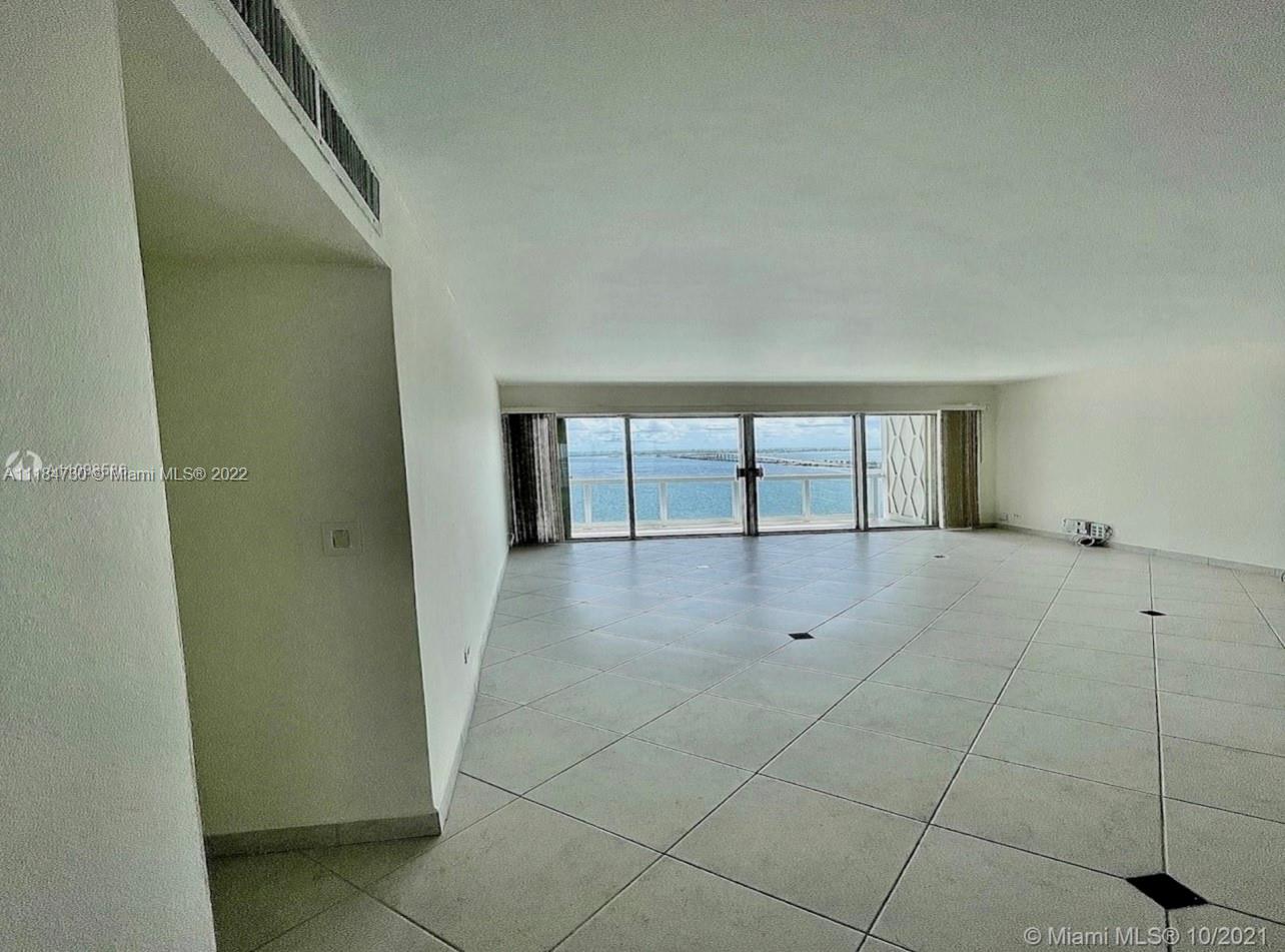 BRICKELL TOWNHOUSE CONDO - Residential Lease