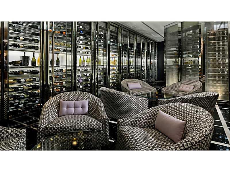 St Regis - Residential Lease