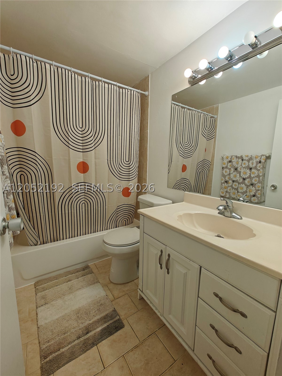 FOUR AMBASSADORS CONDO PH - Residential Lease