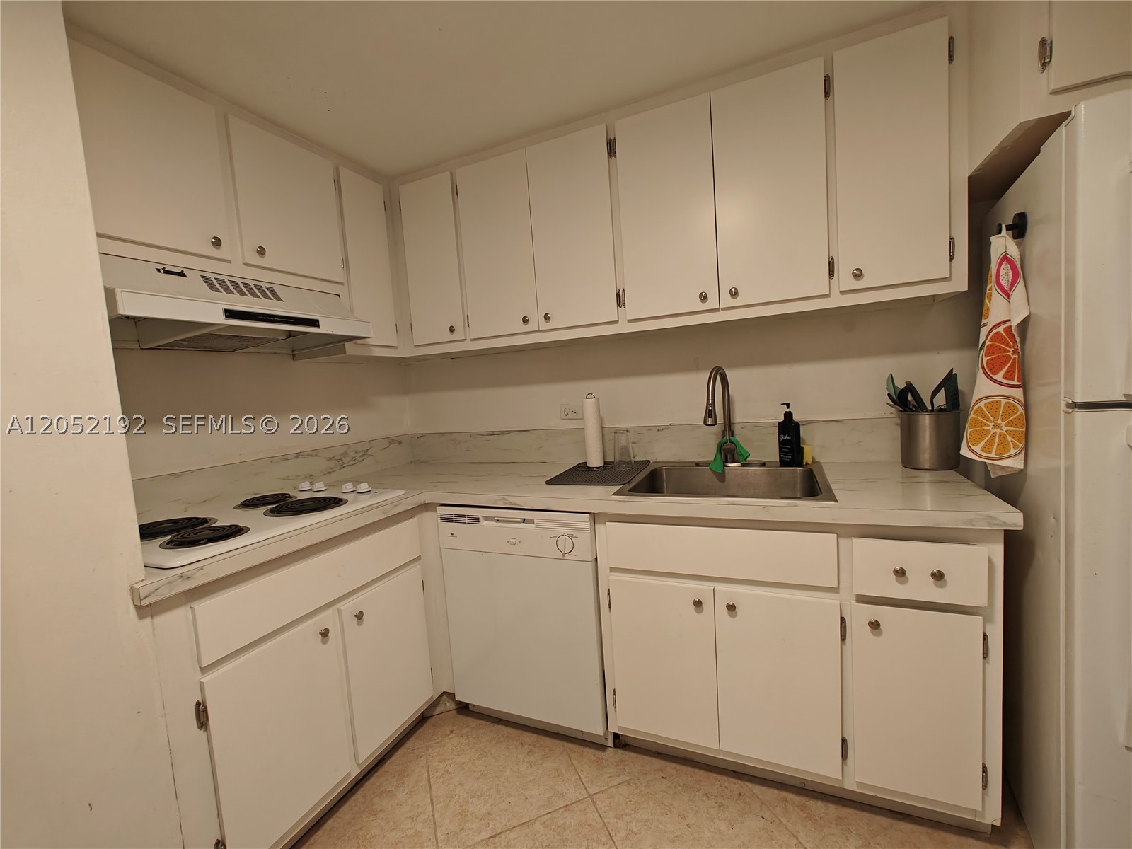 FOUR AMBASSADORS CONDO PH - Residential Lease