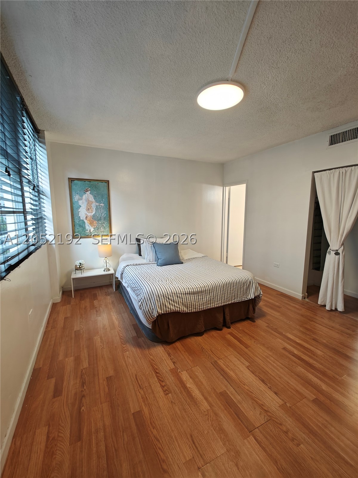 FOUR AMBASSADORS CONDO PH - Residential Lease