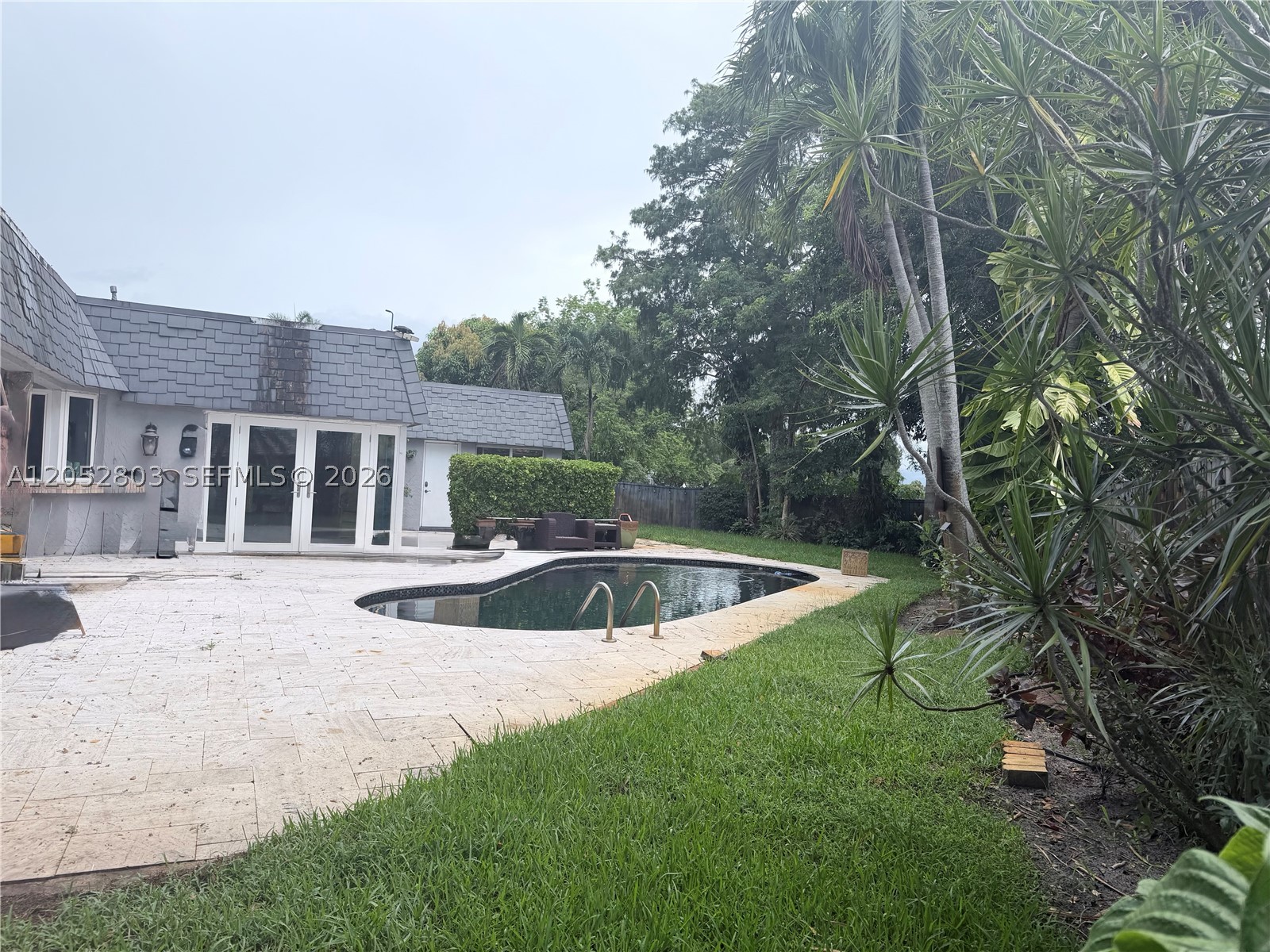JACARANDA AREA 12-C - Residential