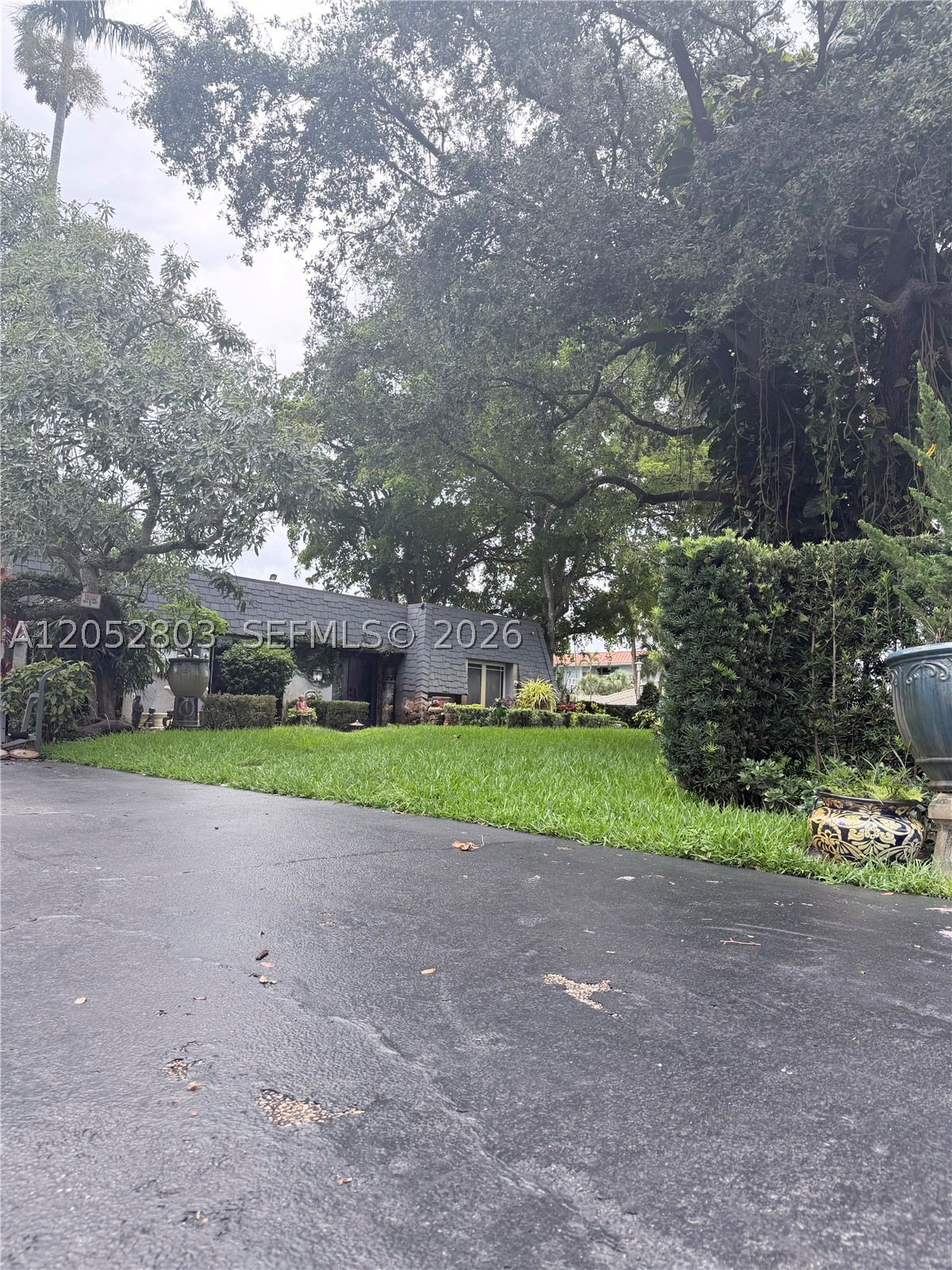 JACARANDA AREA 12-C - Residential