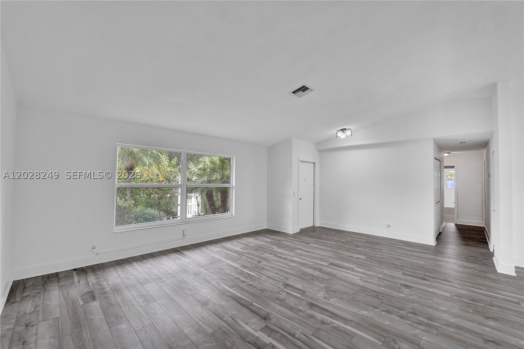 HOLLYWOOD CENTER AMEN PLA - Residential