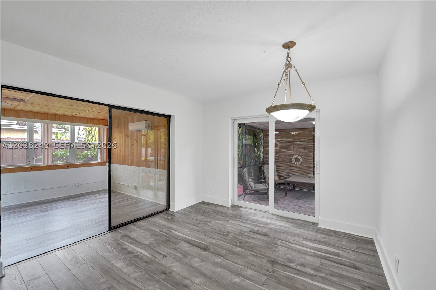 HOLLYWOOD CENTER AMEN PLA - Residential