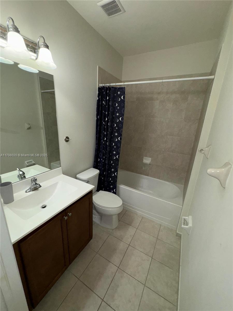 ADAGIO AT CENTRAL PARK CO - Residential Lease