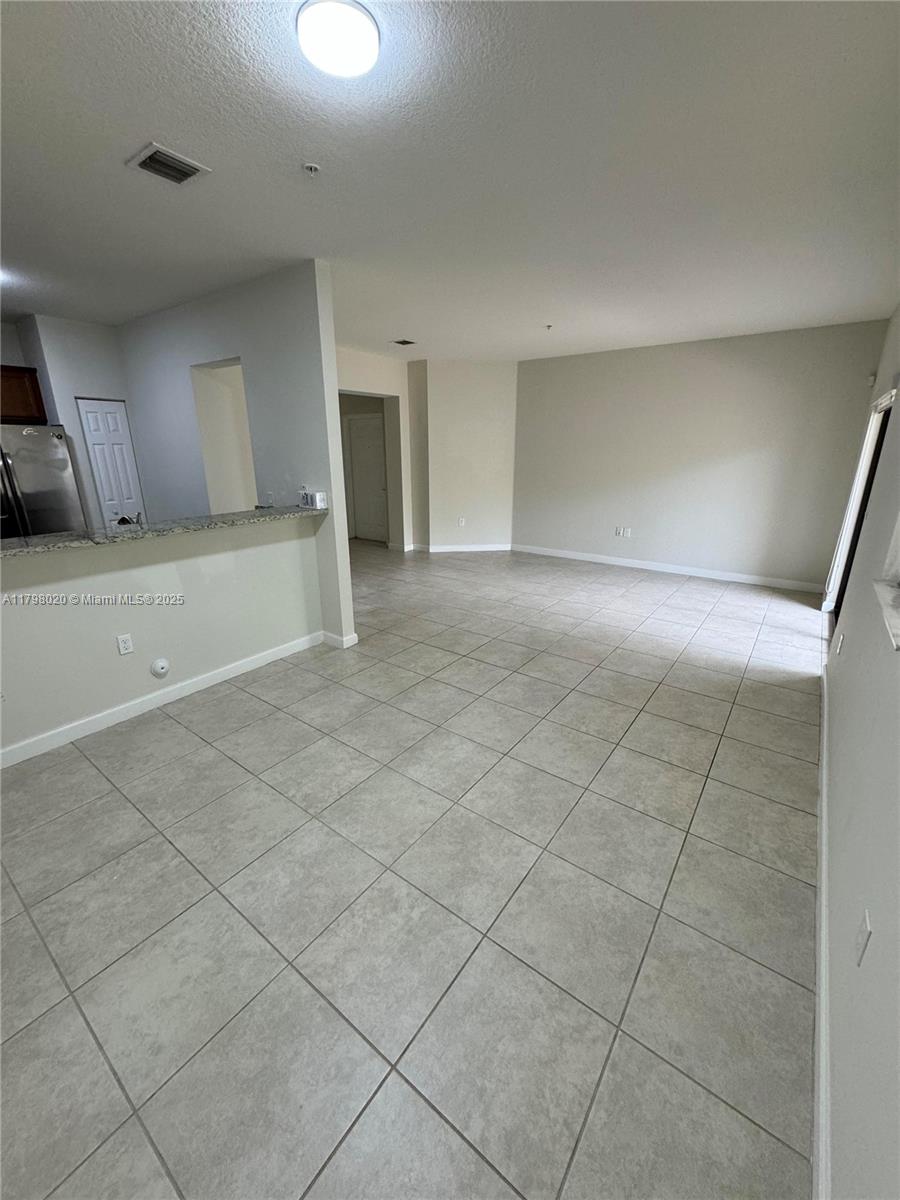 ADAGIO AT CENTRAL PARK CO - Residential Lease