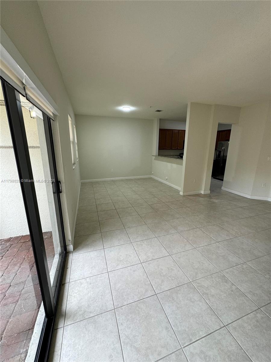 ADAGIO AT CENTRAL PARK CO - Residential Lease