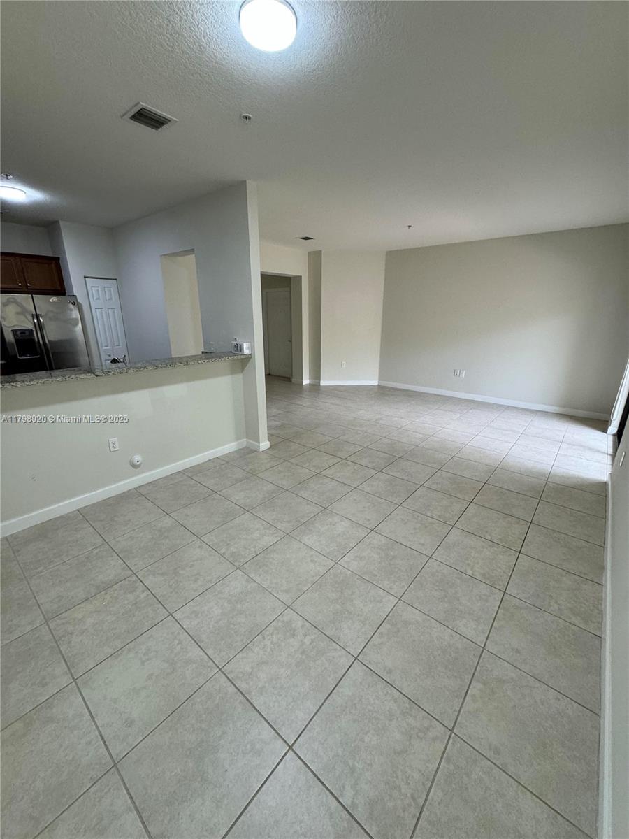 ADAGIO AT CENTRAL PARK CO - Residential Lease