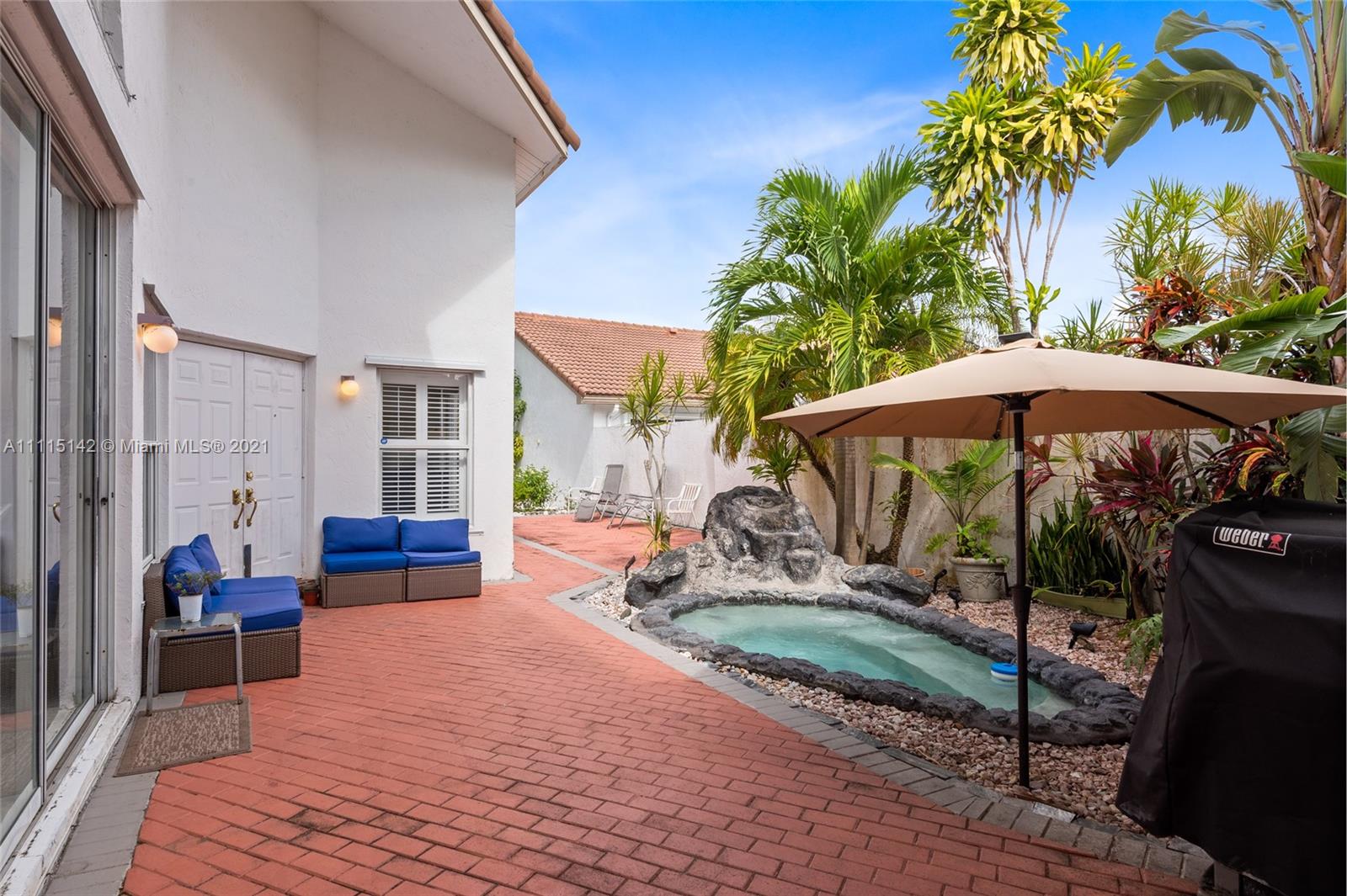 HOLIDAY SPRINGS EAST - Residential