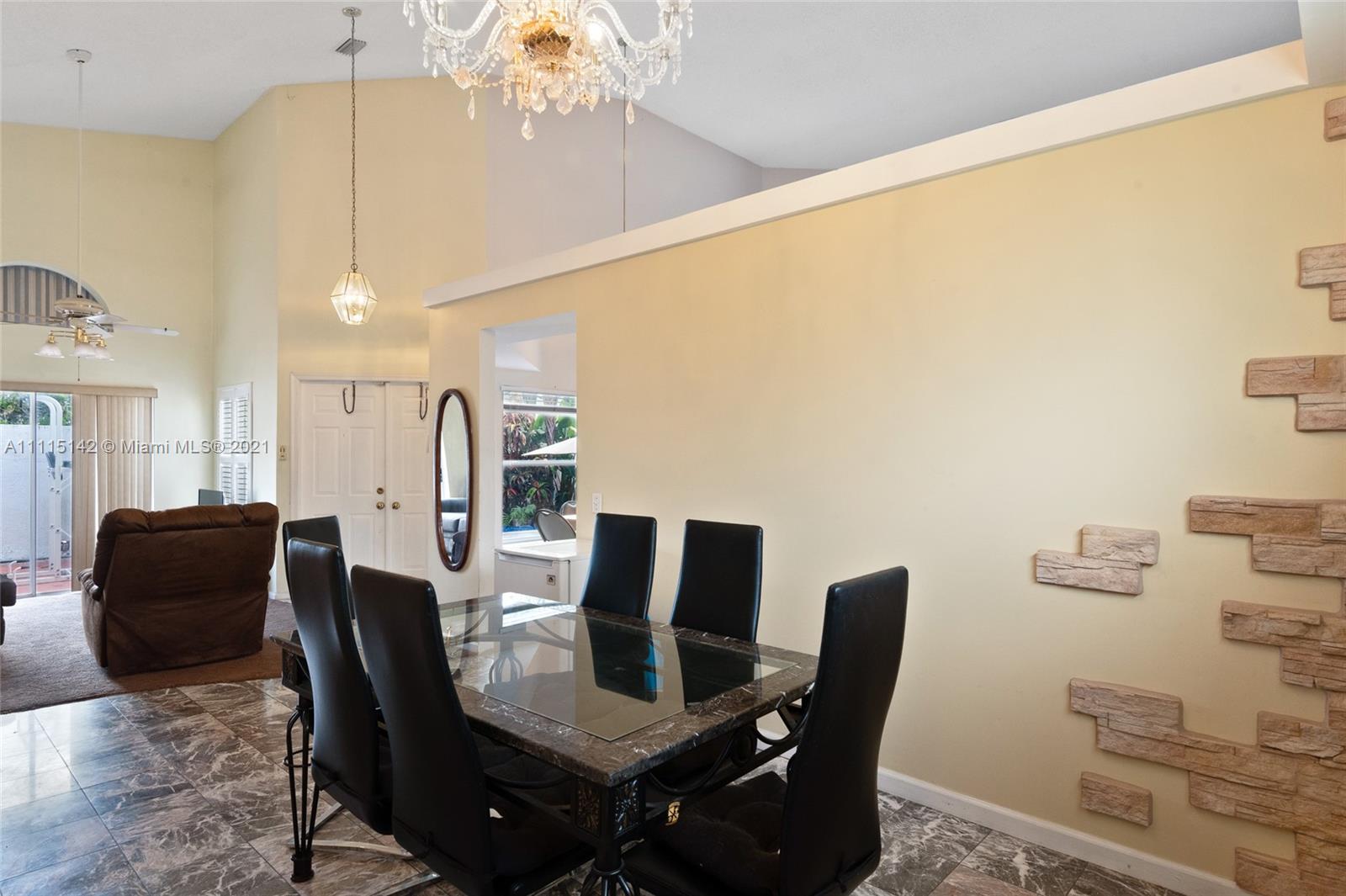 HOLIDAY SPRINGS EAST - Residential