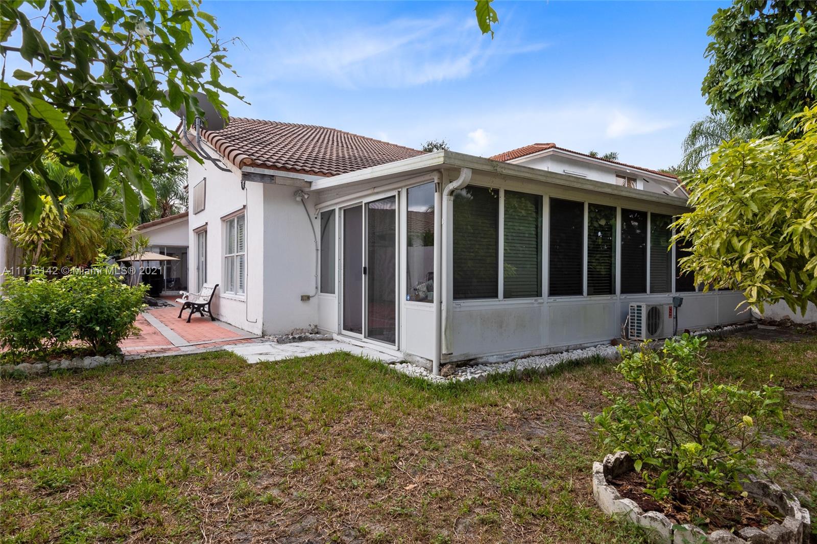 HOLIDAY SPRINGS EAST - Residential