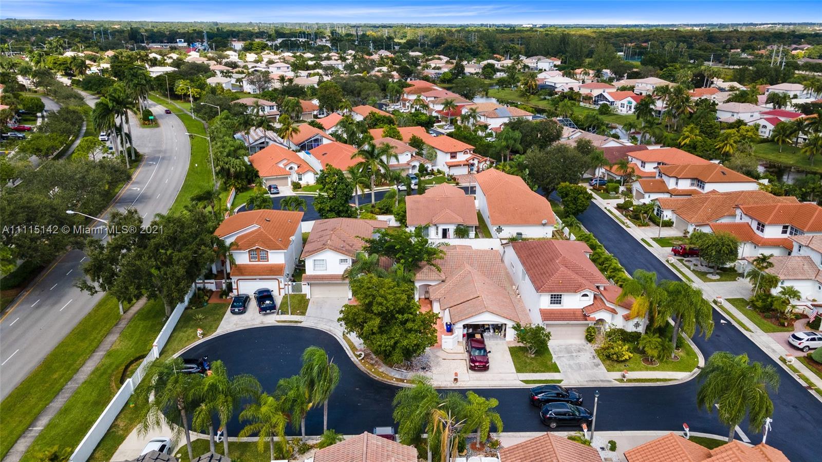 HOLIDAY SPRINGS EAST - Residential