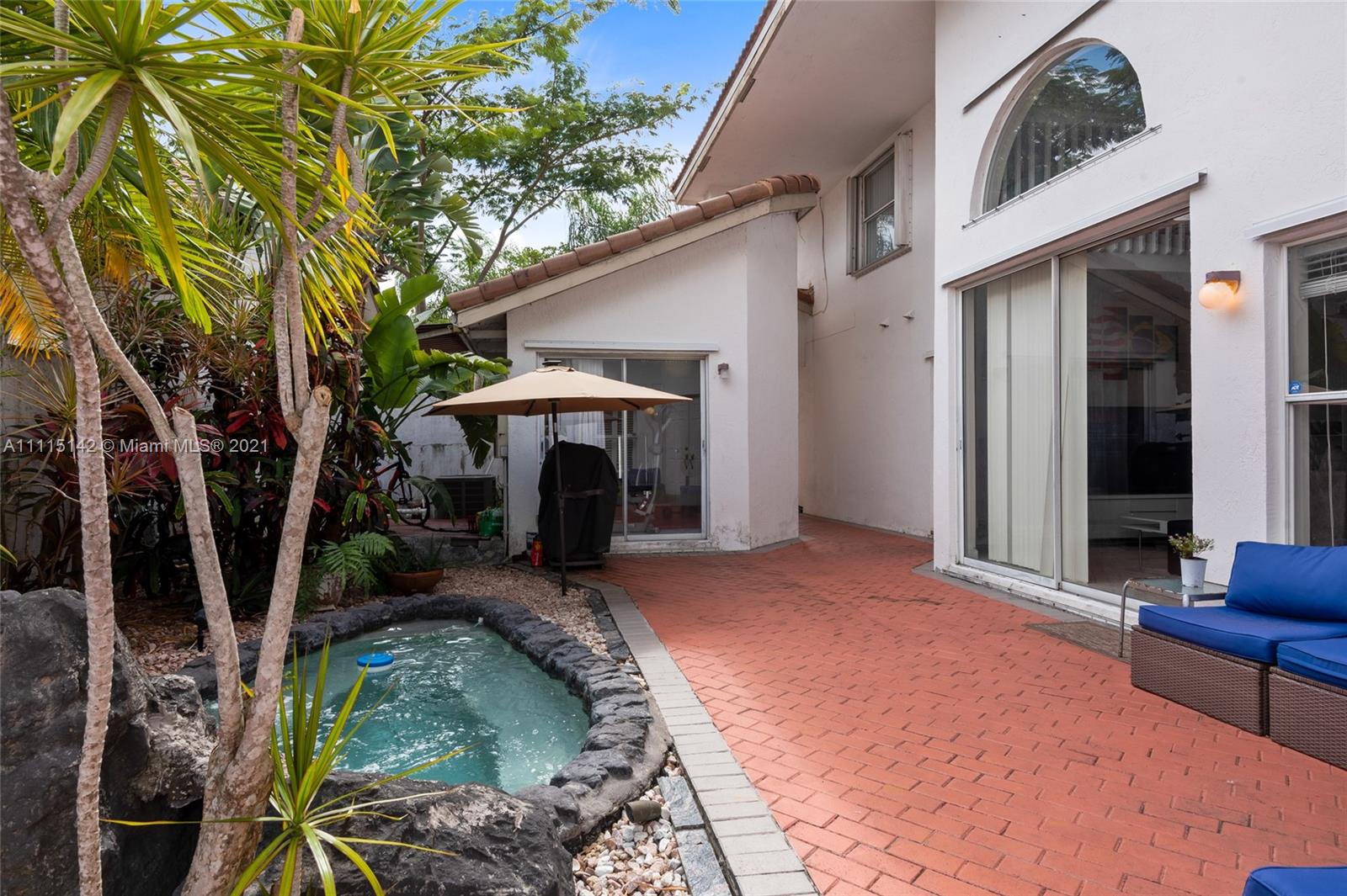 HOLIDAY SPRINGS EAST - Residential