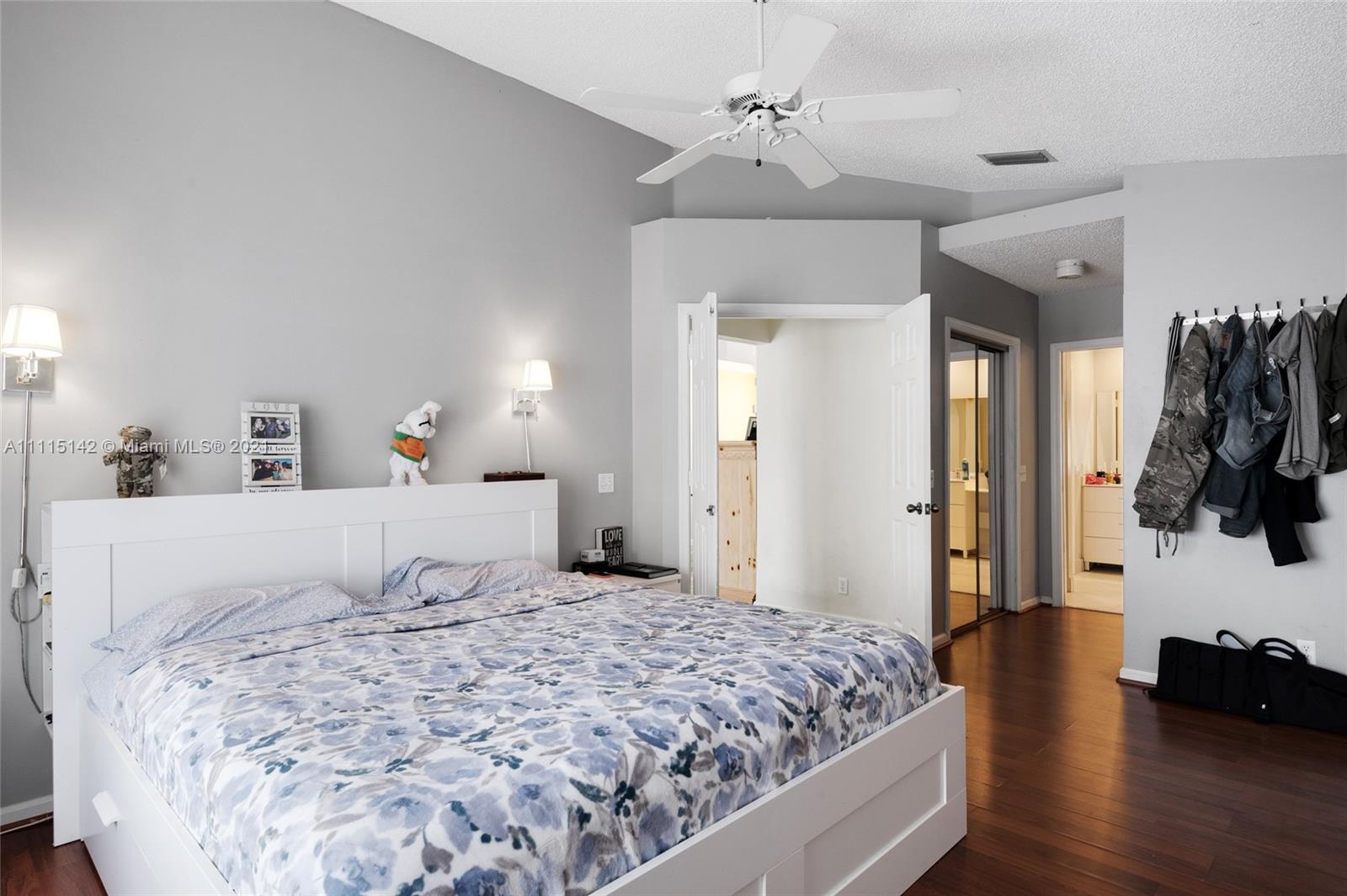HOLIDAY SPRINGS EAST - Residential