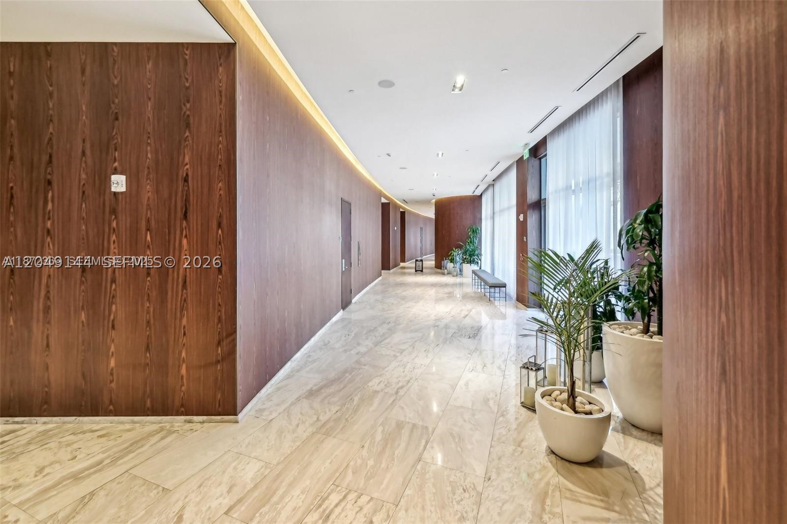 ECHO CONDO - Residential