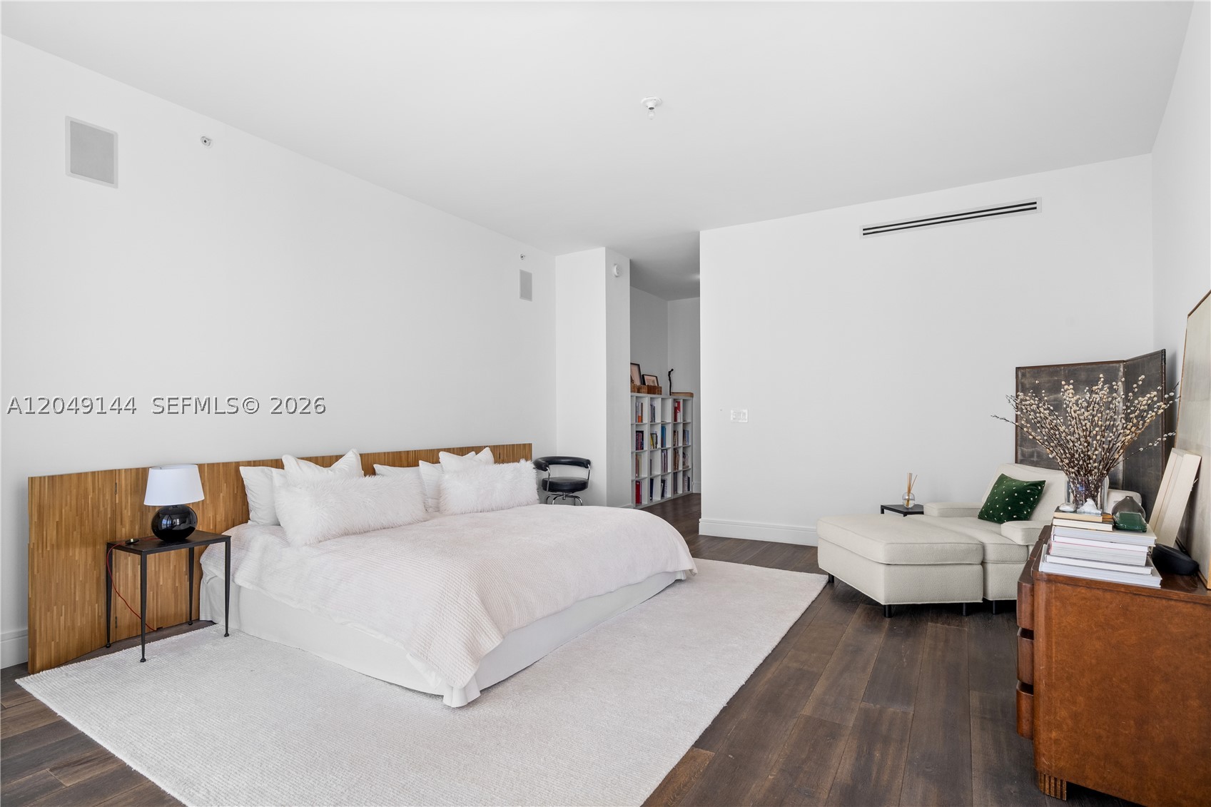 ECHO CONDO - Residential