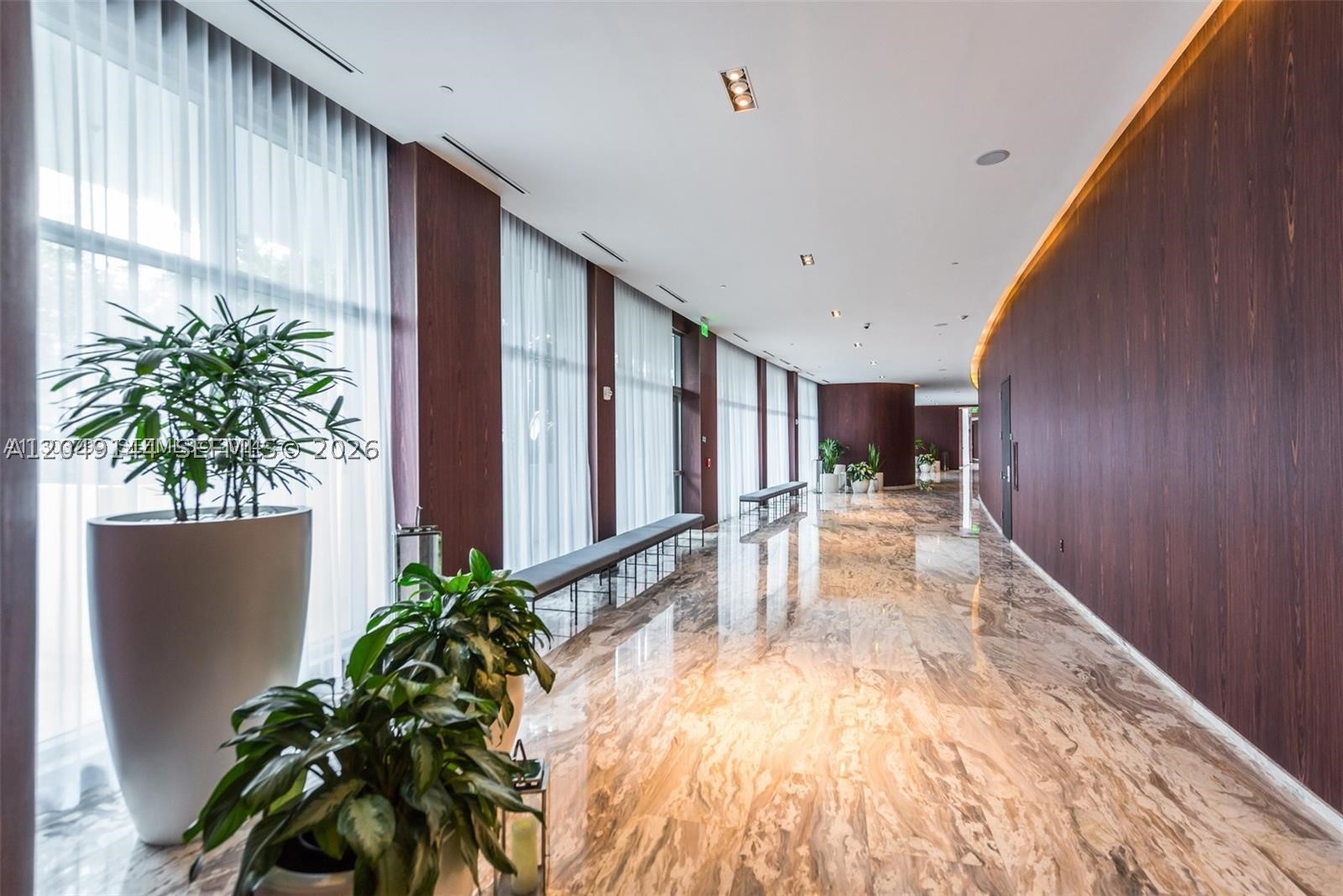 ECHO CONDO - Residential
