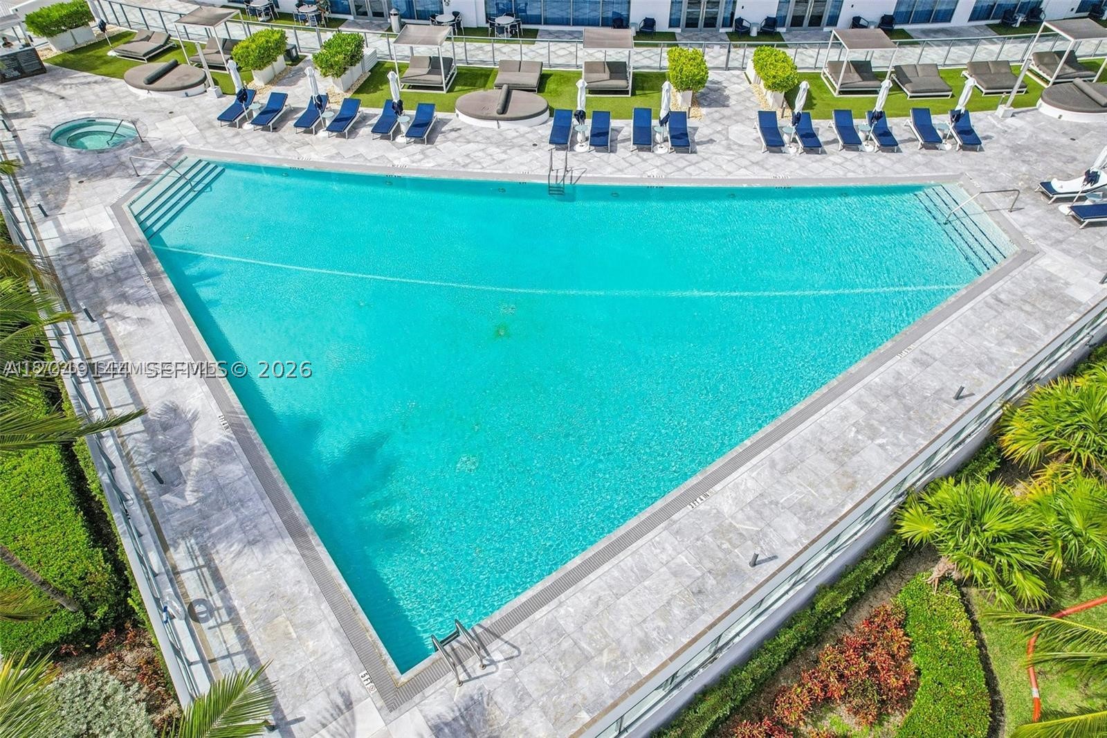 ECHO CONDO - Residential