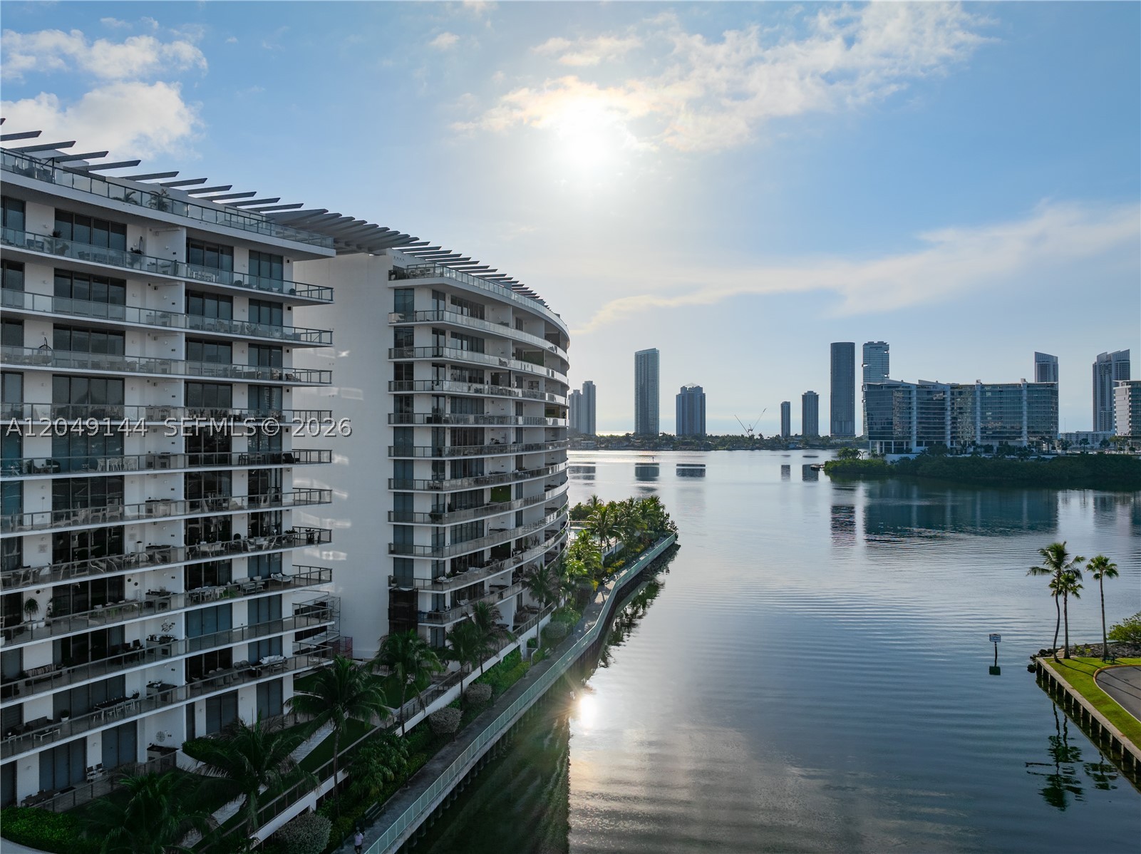 ECHO CONDO - Residential