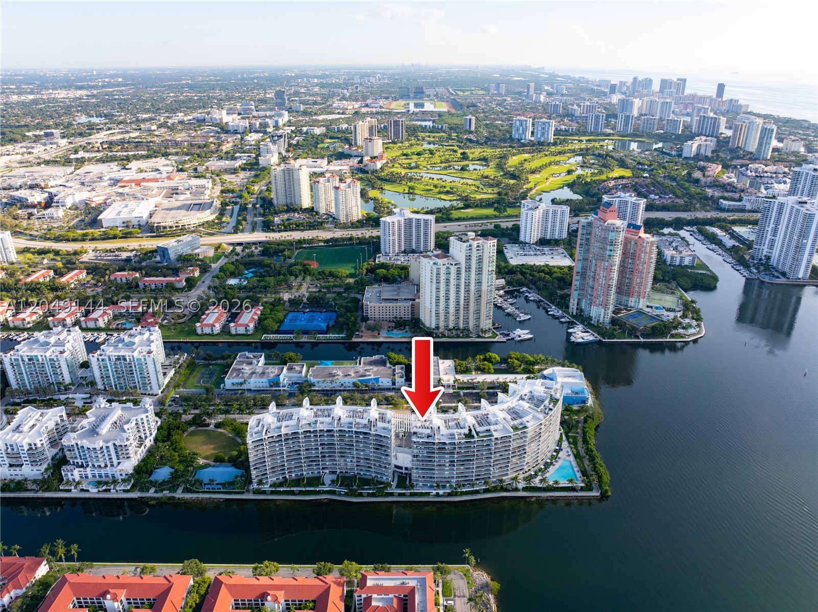 ECHO CONDO - Residential
