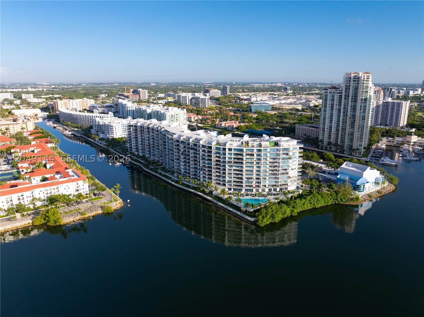 ECHO CONDO - Residential