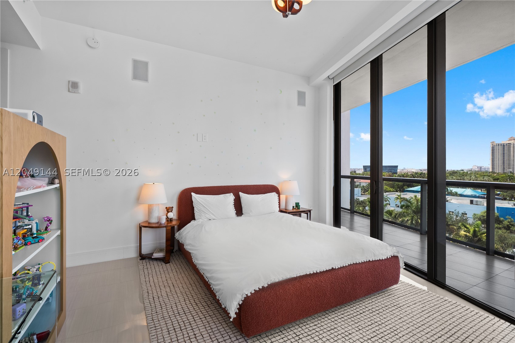 ECHO CONDO - Residential