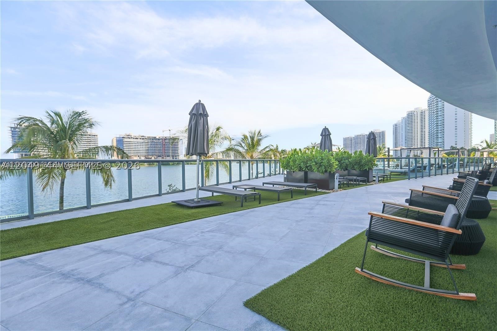 ECHO CONDO - Residential