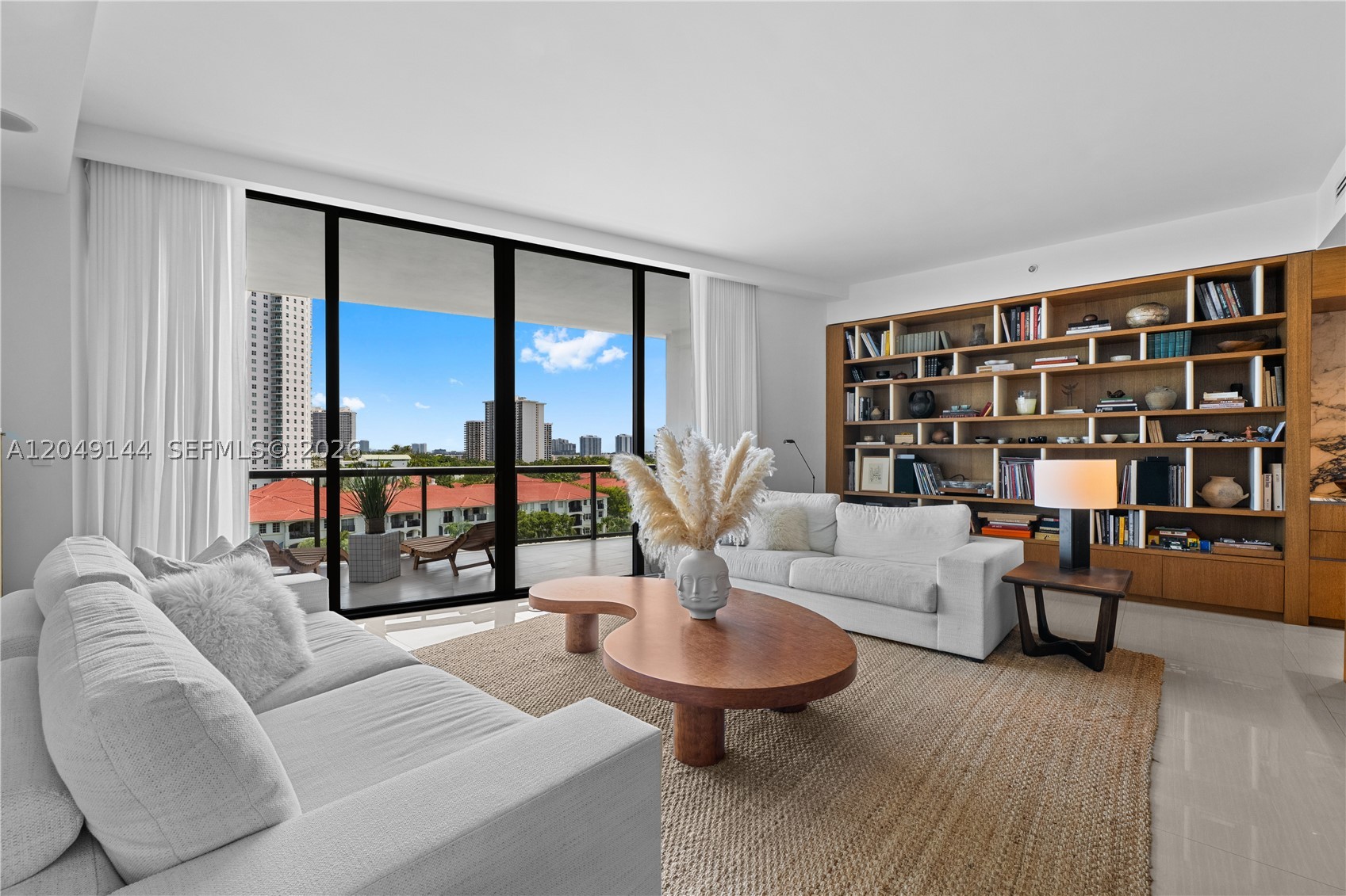 ECHO CONDO - Residential