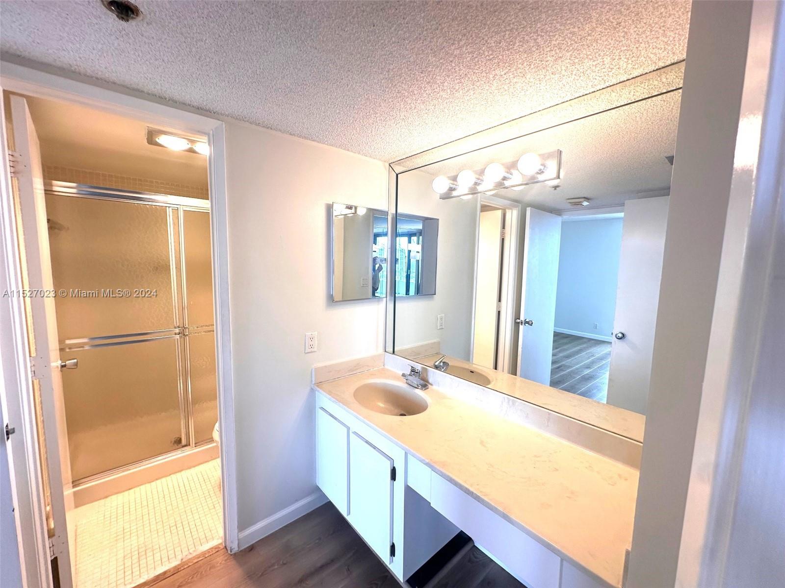 DELVISTA TOWERS CONDO - Residential Lease