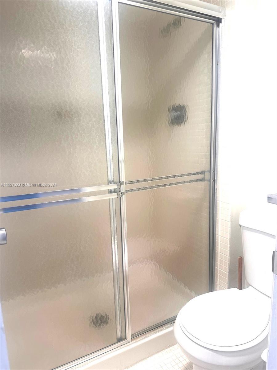 DELVISTA TOWERS CONDO - Residential Lease
