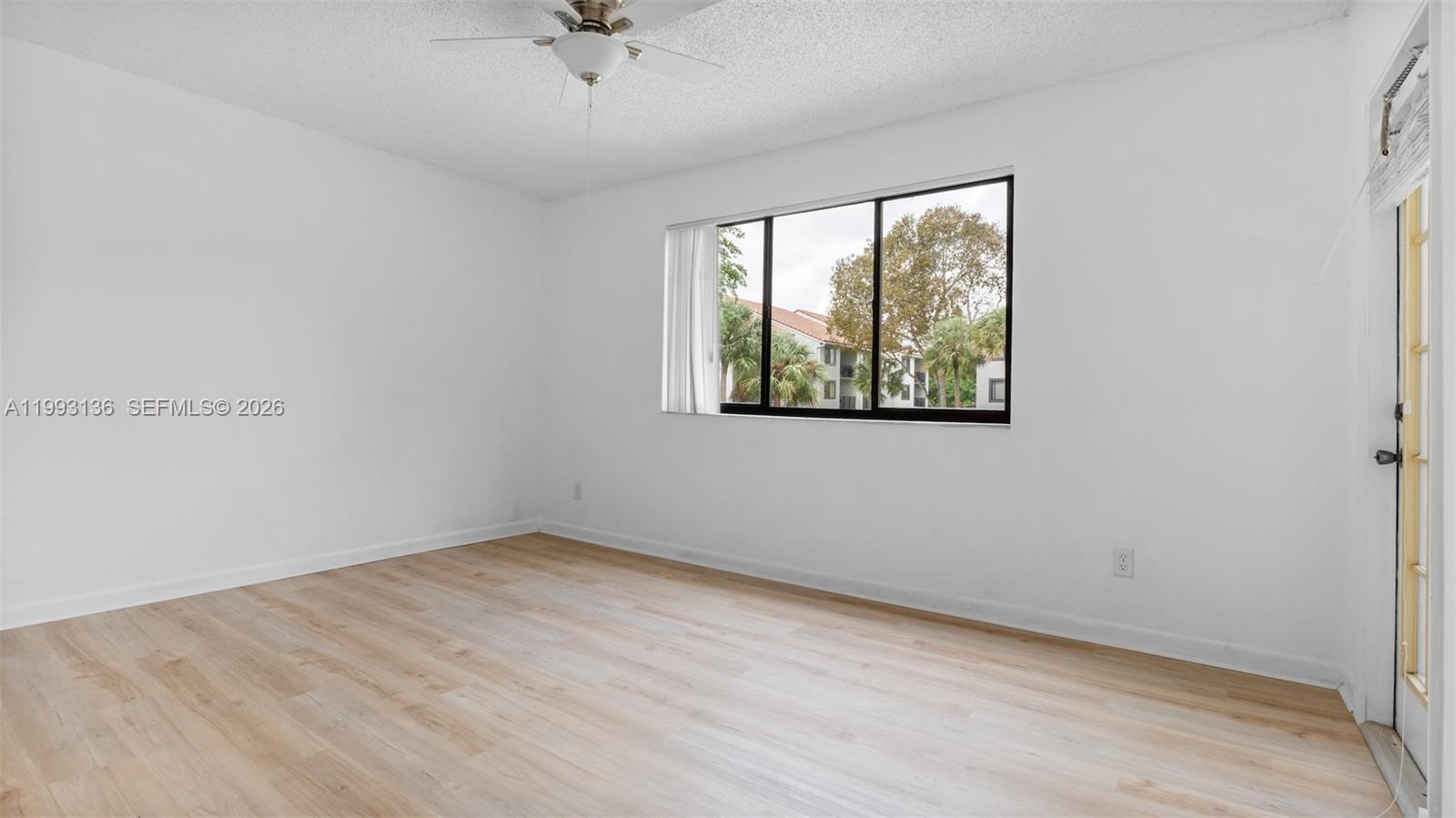 VISCONTI CONDO - Residential
