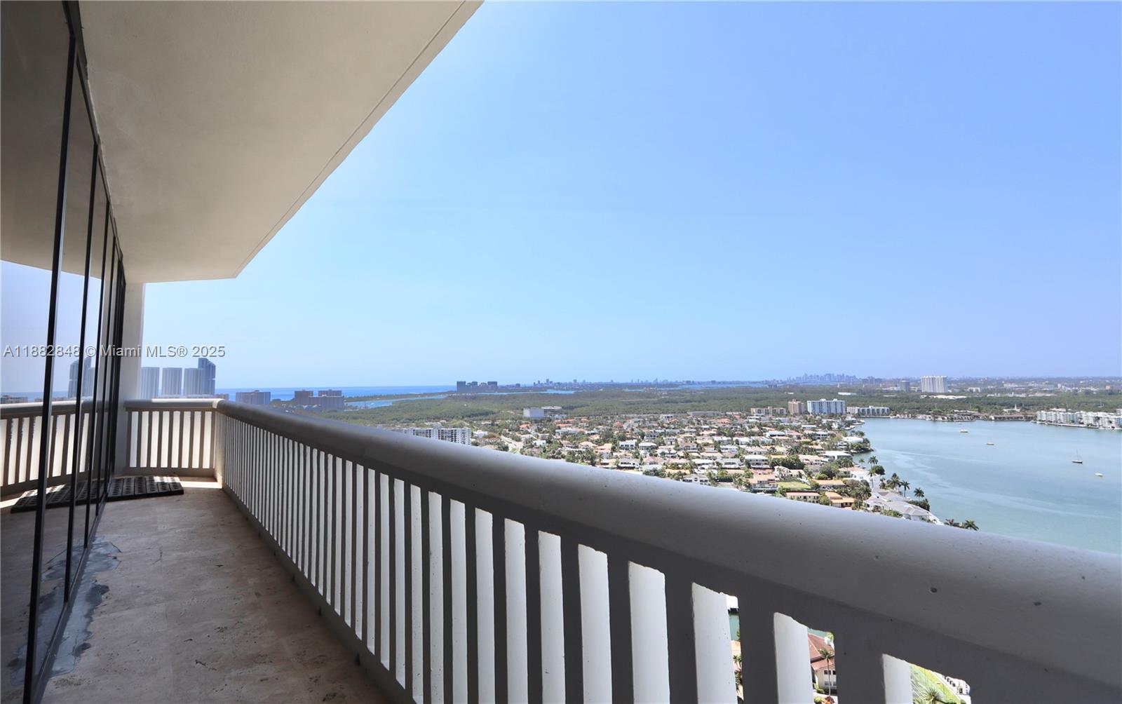 WILLIAMS ISLAND - Residential