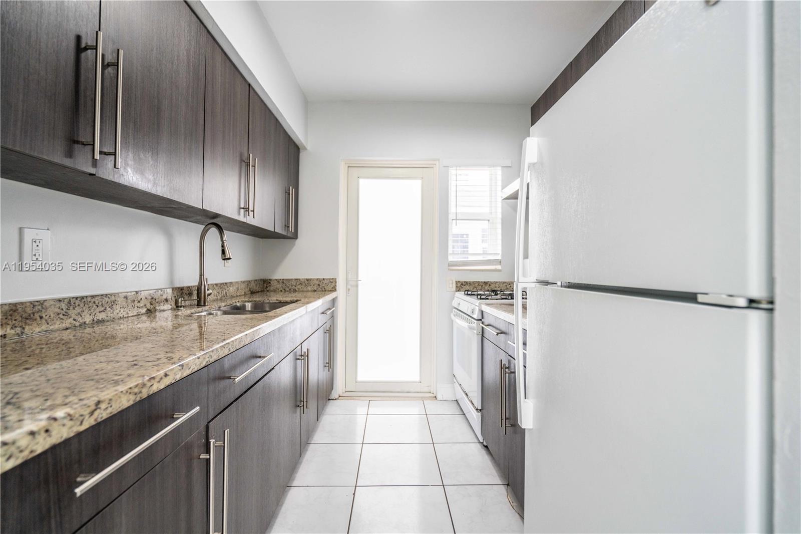 BEACH BAY SUB - Residential Lease