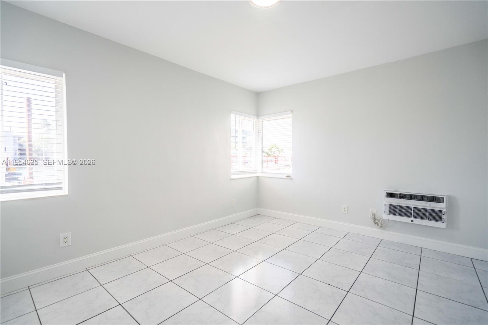 BEACH BAY SUB - Residential Lease
