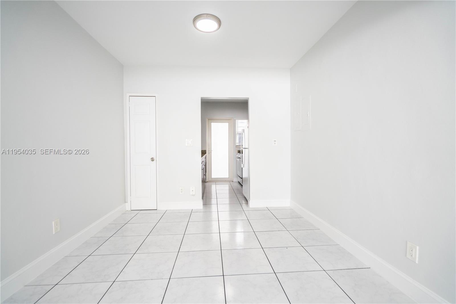 BEACH BAY SUB - Residential Lease