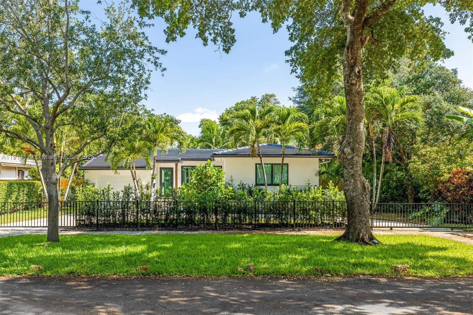 MIAMI SHORES SEC 5 - Residential Lease