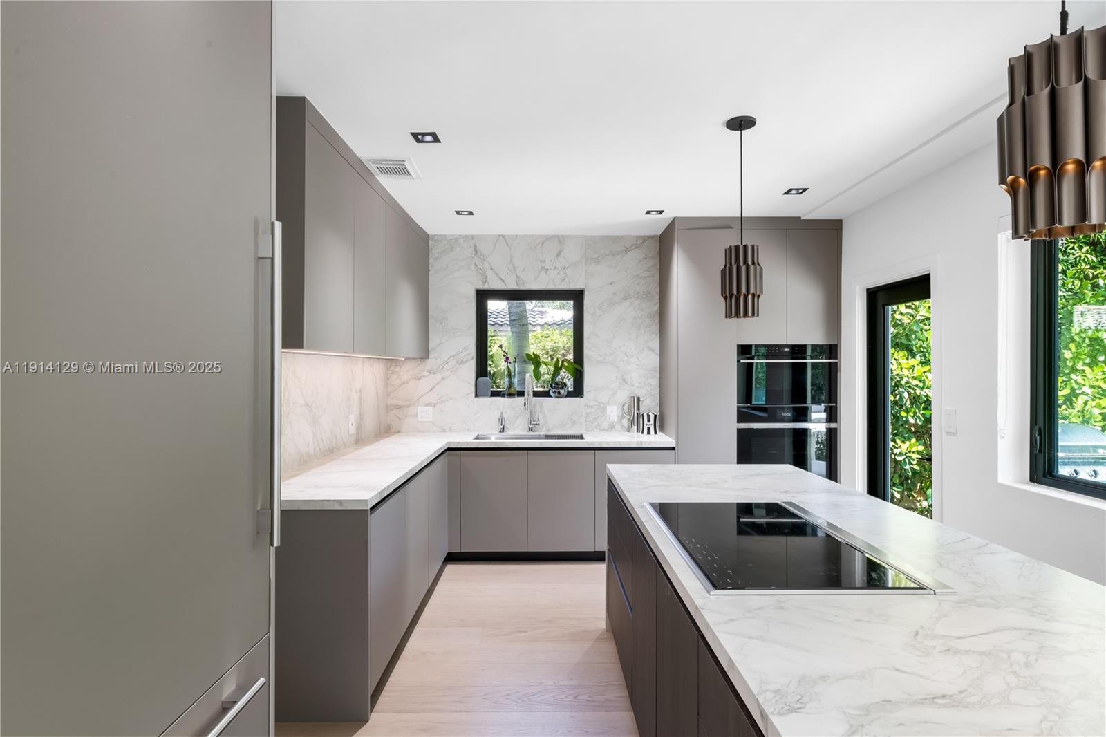 MIAMI SHORES SEC 5 - Residential Lease