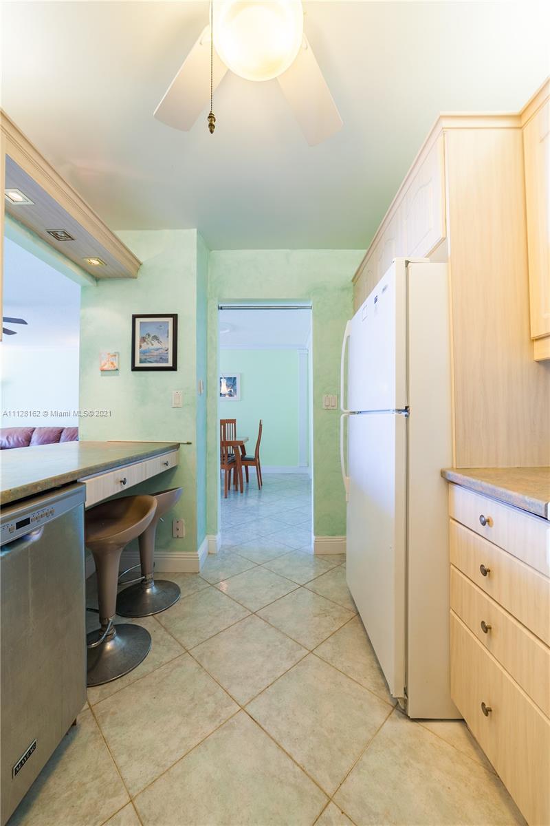 ARLEN HOUSE EAST CONDO - Residential