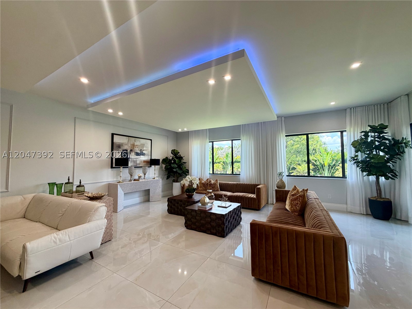 TUSCAN ISLES - Residential