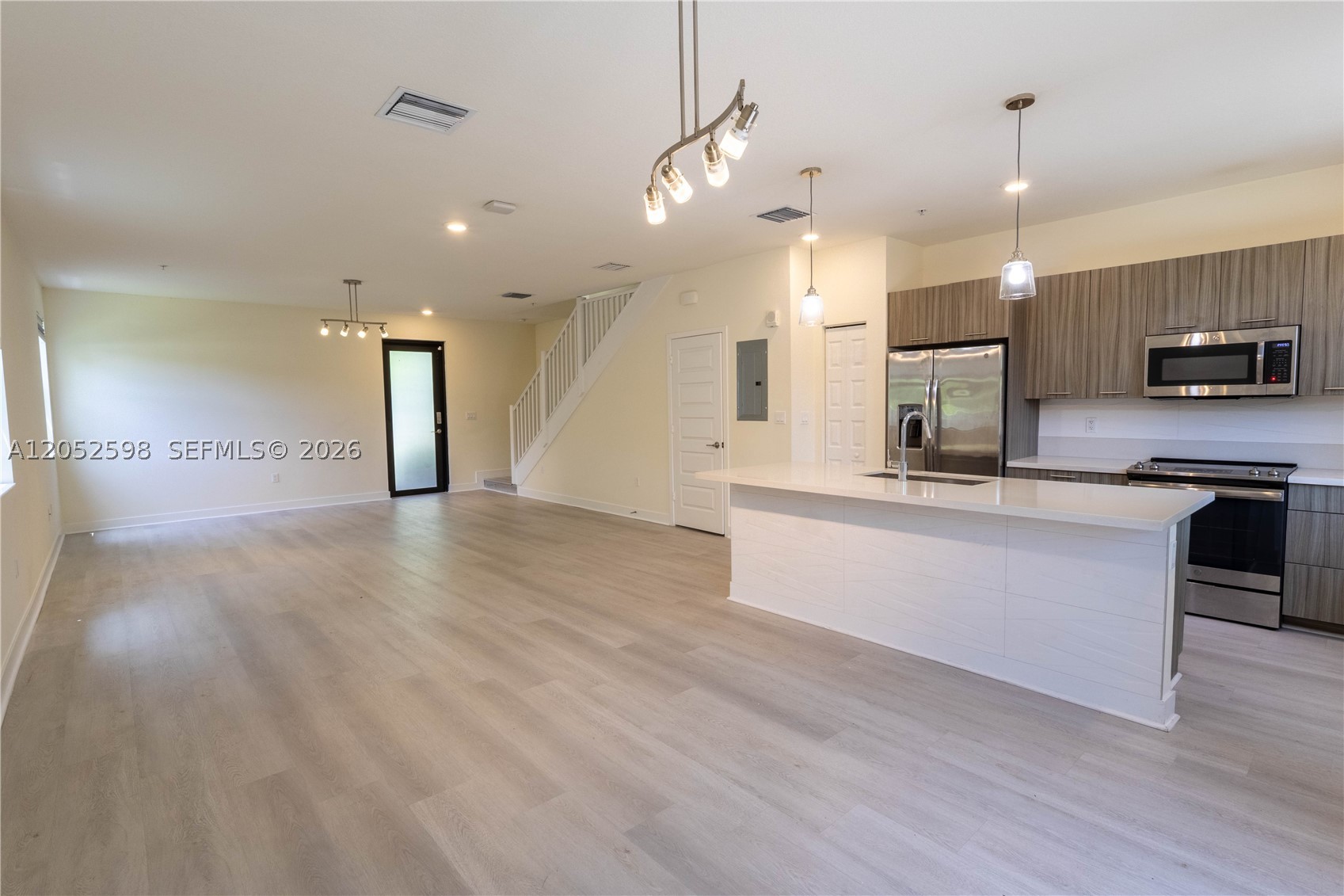 HIGHLAND AT PARK CENTRAL - Residential