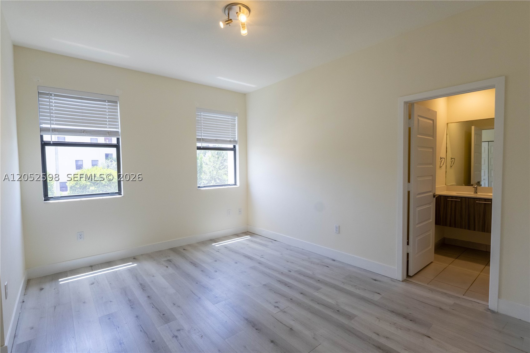 HIGHLAND AT PARK CENTRAL - Residential