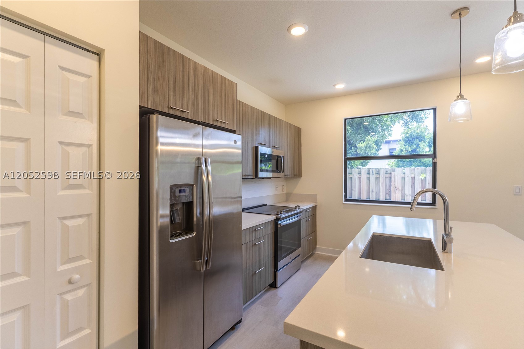 HIGHLAND AT PARK CENTRAL - Residential