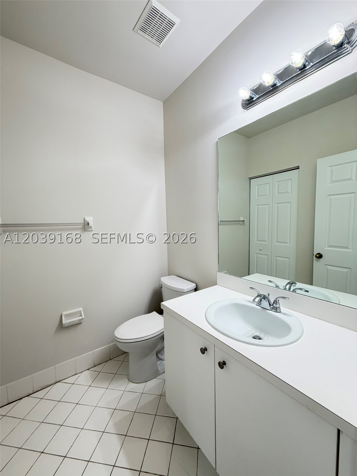 VILLAS AT CARMEL CONDO NO - Residential